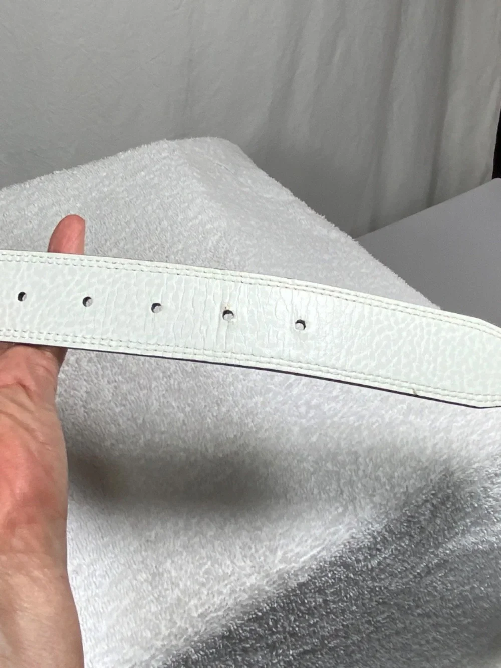 Nike Reversible White and Gray Belt - Size 34